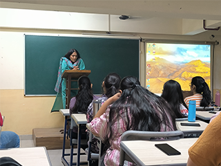 journalism and media management