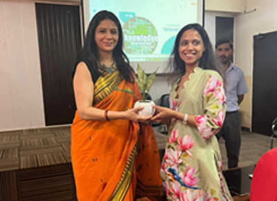 ms chetty guiding students on research